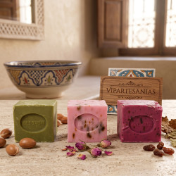 Venta al por mayor de Jabón Vegetal Vigne Rouge Vipartesanias, distribuidores de inciensos, artesanias y productos esotericos.